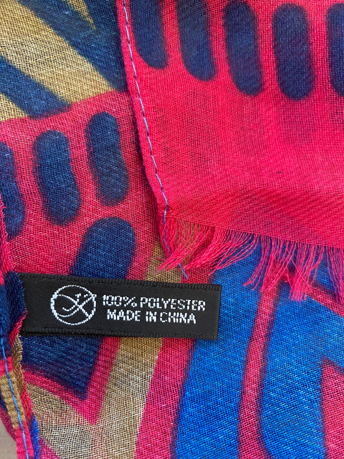 Purple Geometric Beach Sarong Wrap – Versatile Hawaiian Pareo Scarf for Women Lightweight Cover-Up for Swimwear, Vacations & Summer Outfits