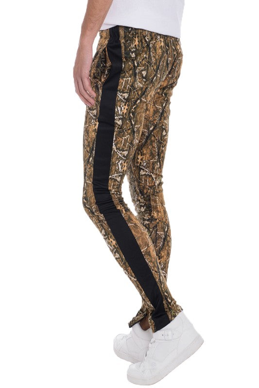 Men's Hunter Camo Track Pants - Scarvesnthangs