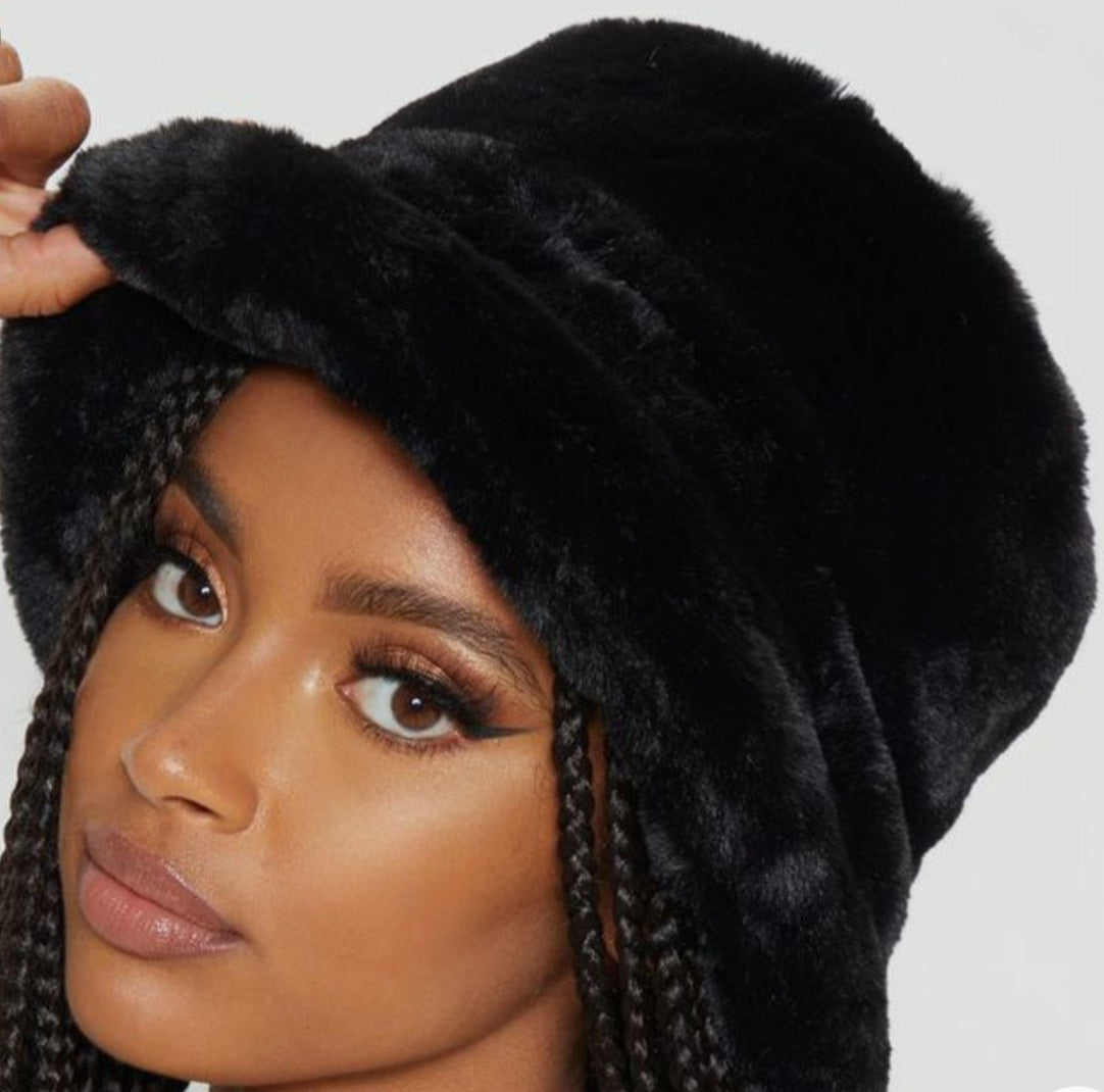 Faux Fur Bucket Hats - Scarvesnthangs