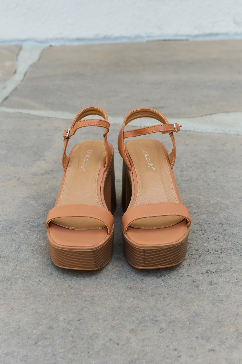 Weeboo Feel It Platform Heel Sandals - Scarvesnthangs