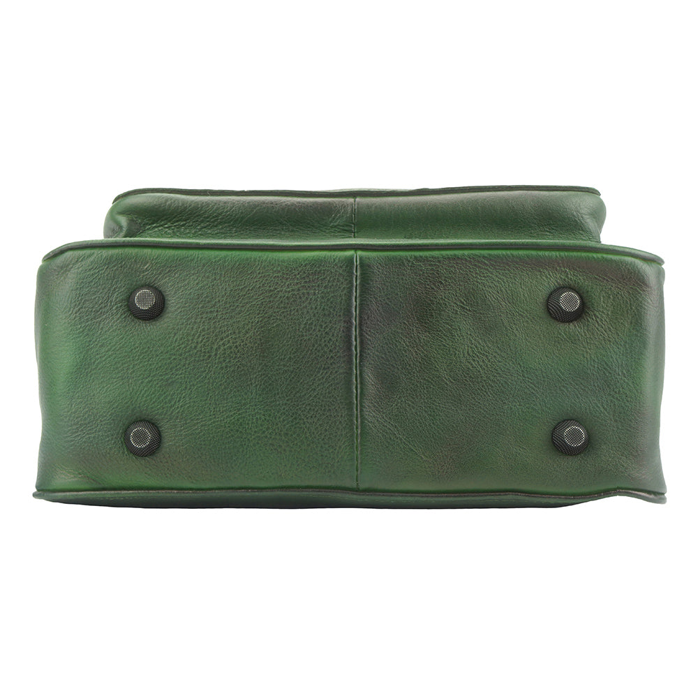 Montaigne GM vintage leather Handbag - Scarvesnthangs