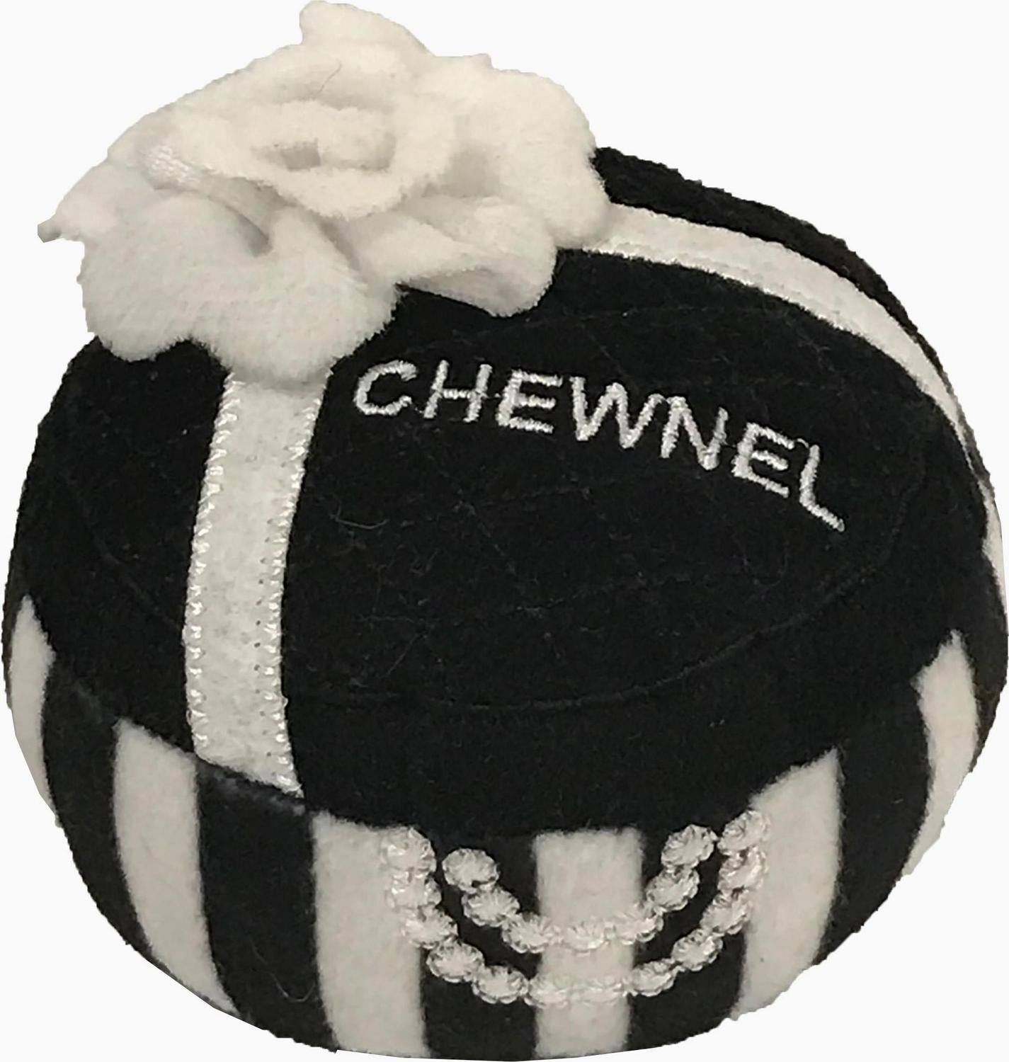 Chewnel Gift Box - Scarvesnthangs