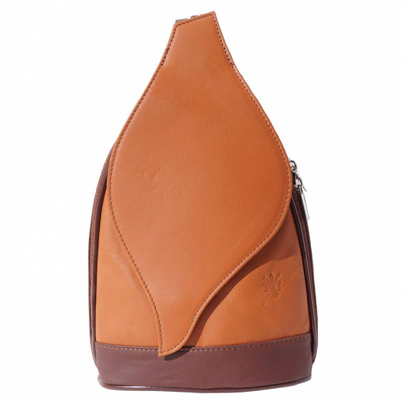 Foglia GM Leather Backpack - Scarvesnthangs