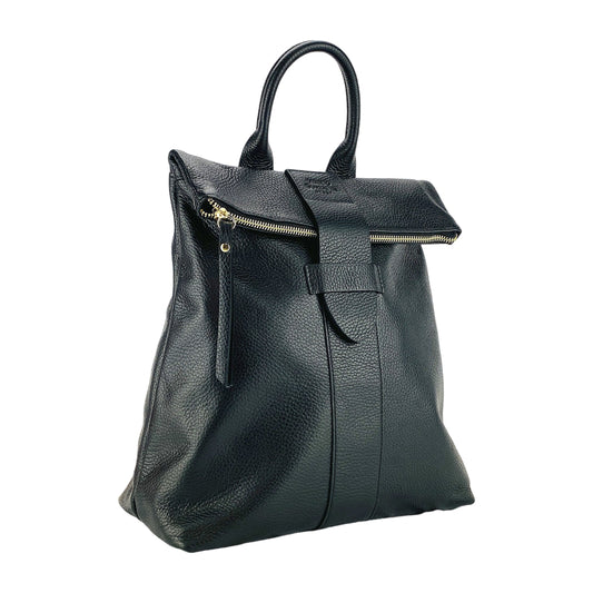 RB1021A | Soft women's backpack in genuine leather Made in Italy with adjustable shoulder straps. Zipper and accessories in shiny gold metal - Black color - Dimensions: 30 x 34 x 10.5 cm-0