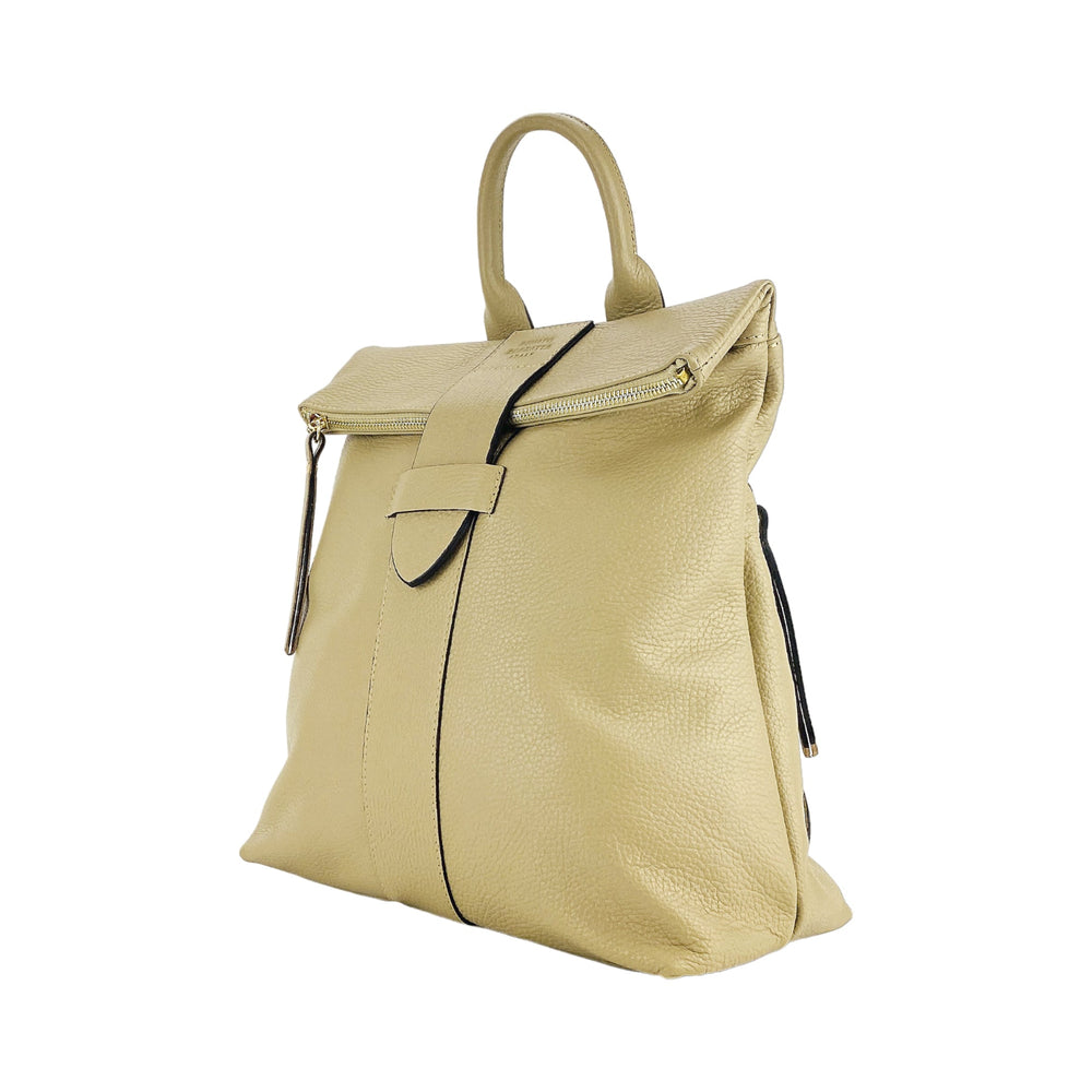 RB1021AL | Soft women's backpack in genuine leather Made in Italy with adjustable shoulder straps. Zipper and accessories in shiny gold metal - Beige color - Dimensions: 30 x 34 x 10.5 cm-1