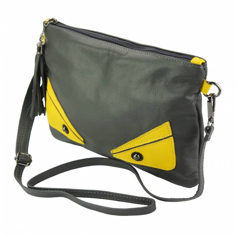 Teodora Clutch in smooth calfskin leather - Scarvesnthangs